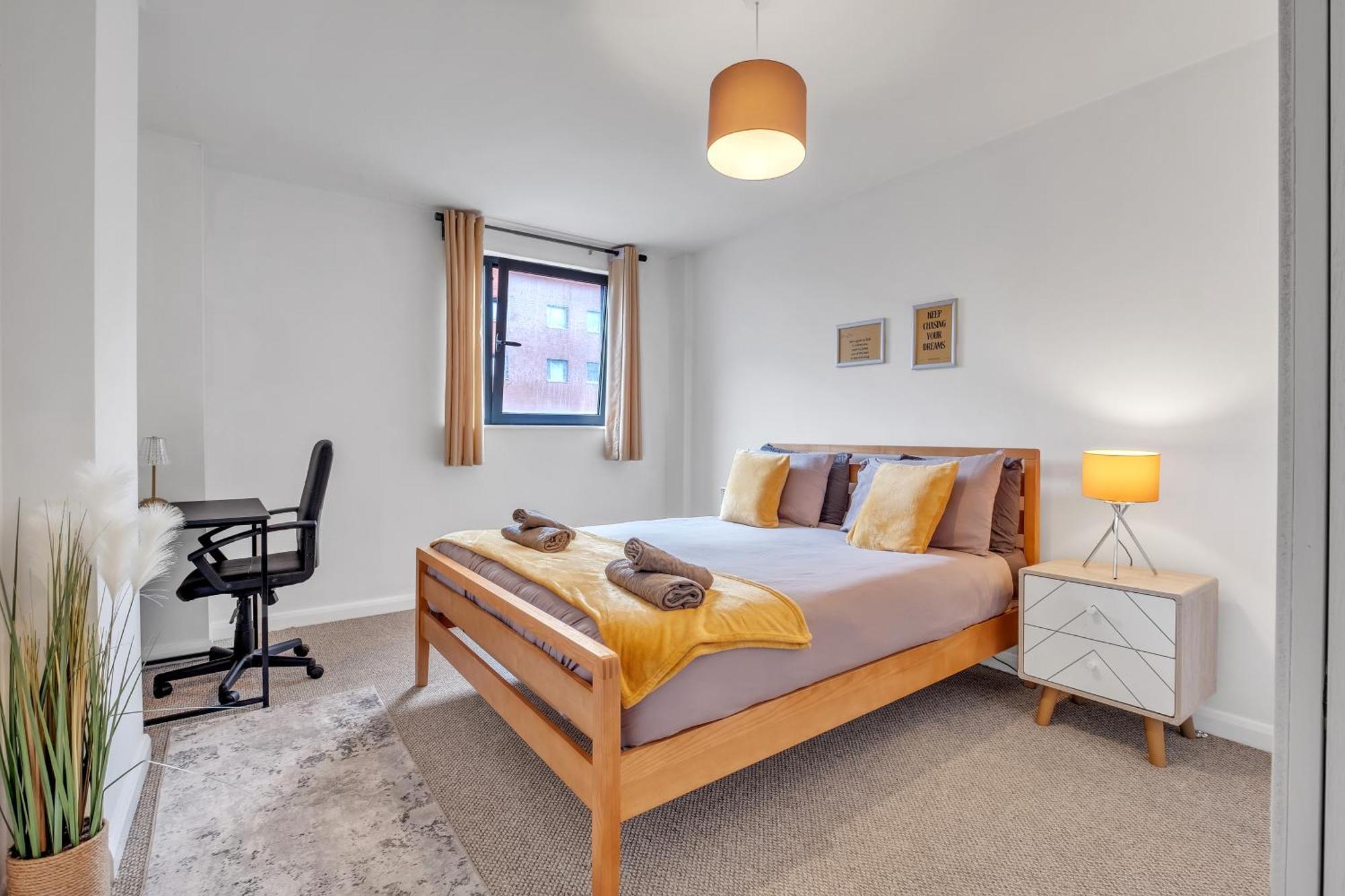 ברמינגהאם Central Suite Near Mailbox, King Bed, Ping Pong, Netflix, Sleeps 4 מראה חיצוני תמונה